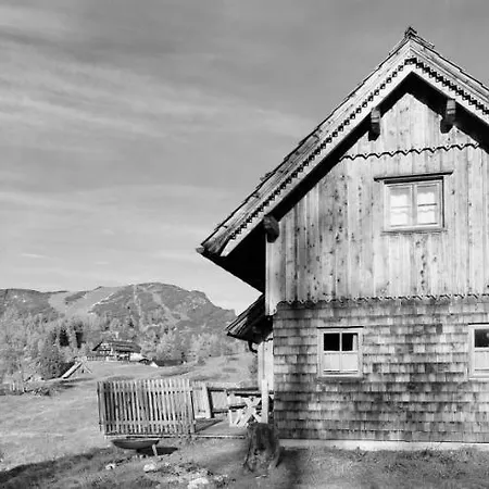 Schermerhuetten Alpehytte