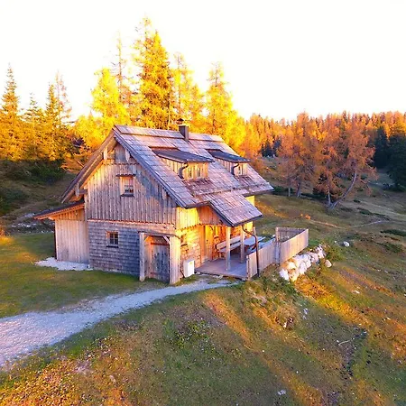Schermerhuetten 木屋 Tauplitzalm