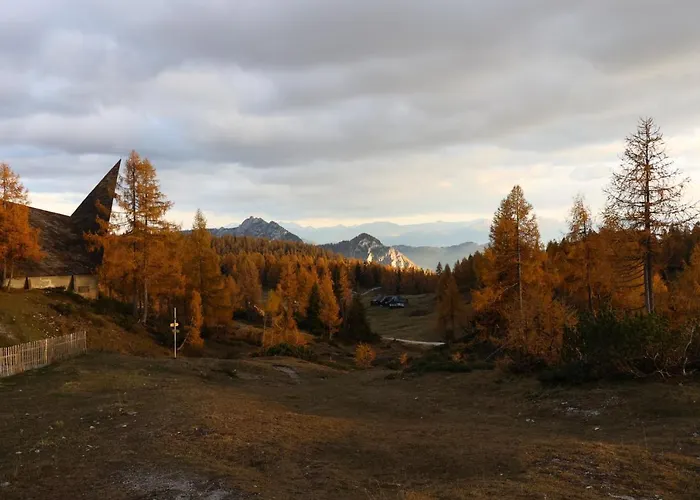 Schermerhuetten شاليه *