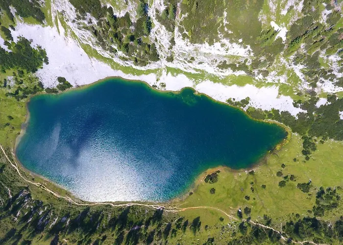 Schermerhuetten شاليه